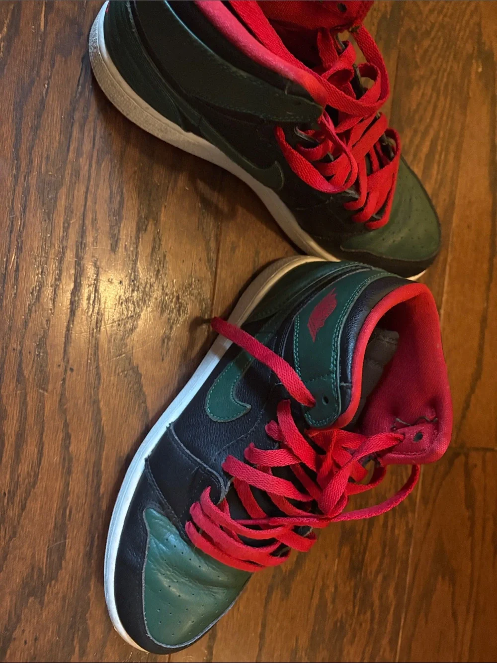 Jordan Boys High-Top Sneakers in Green, Black & Red